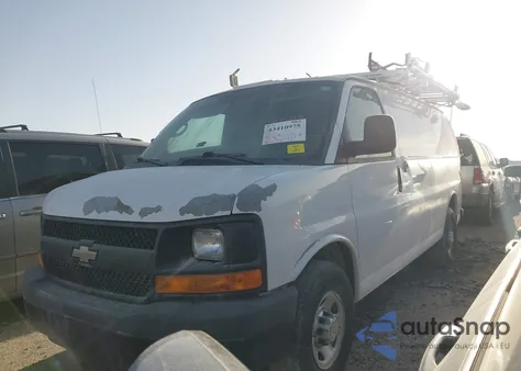 2013 Chevrolet Express 2500 Work Van z USA, uszkodzony, nr VIN 1GCWGFCAXD1140635
